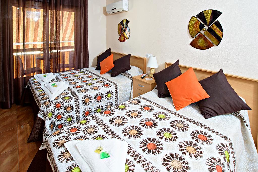 Hostal Carrizo エルダ エクステリア 写真